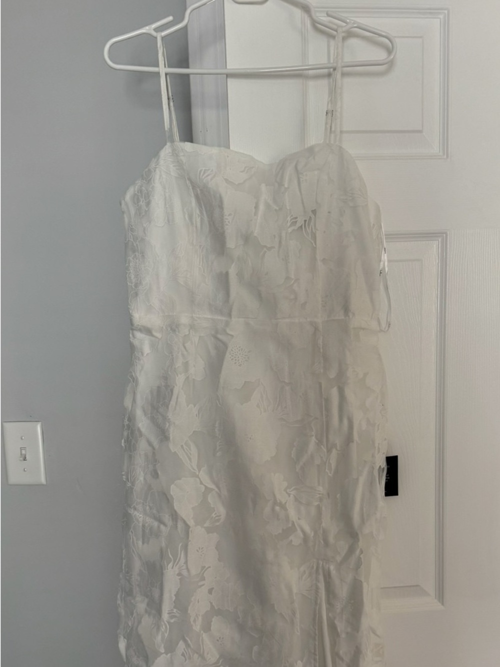 Lulu's White Strapless Floral Lace Dress